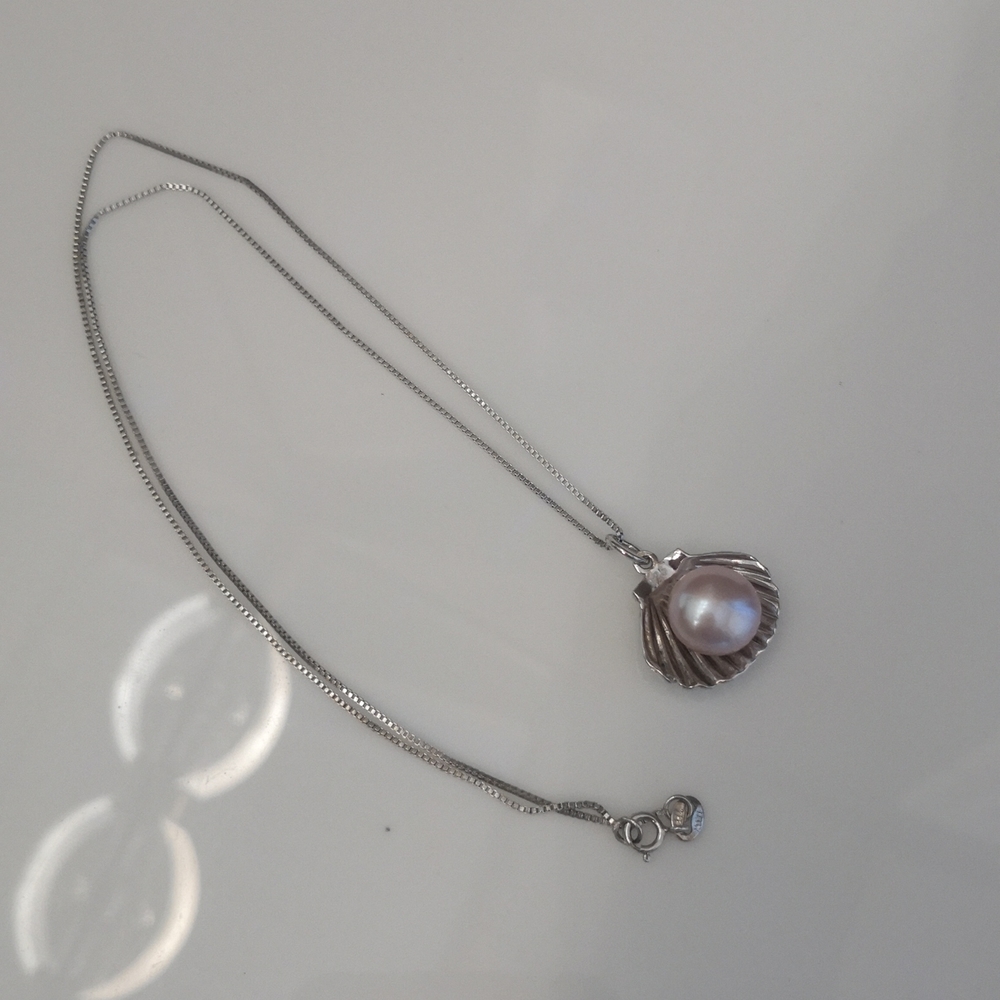 Sterling Silver Pink Pearl Necklace